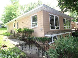 8937 Lake Park Dr, Genoa City, WI 53128