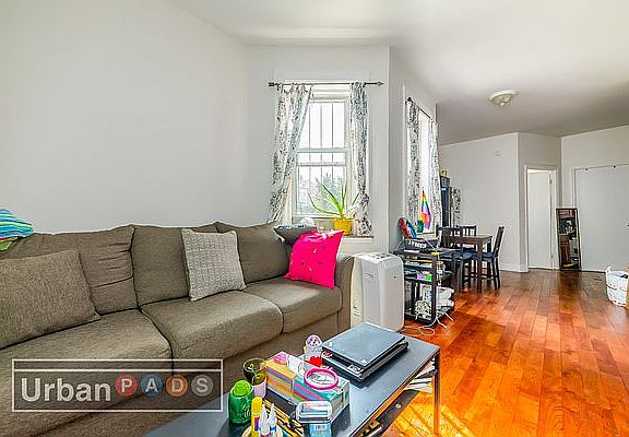2nd image of 764 Franklin Ave #A