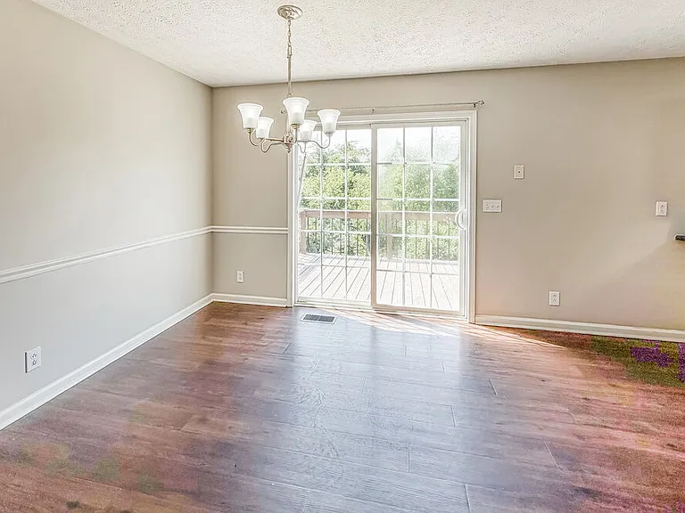 7835 Rainey Dr — Photo 7