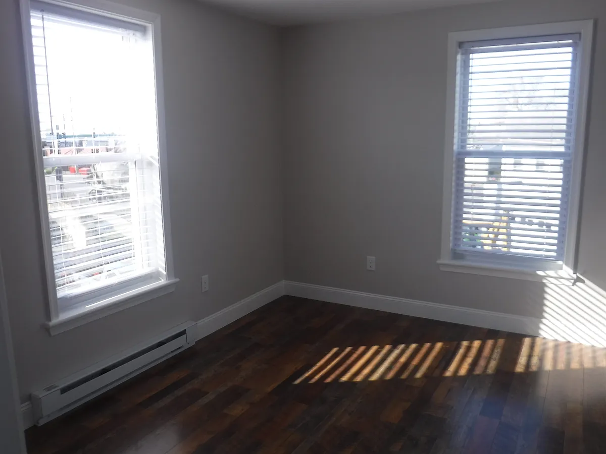 Building Photo - 416 Salem Ave #2E