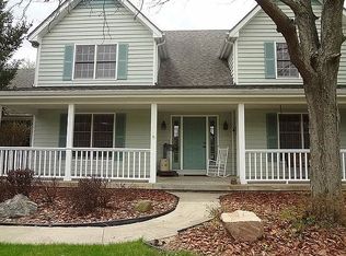 4509 Fox Creek Trl, Crystal Lake, IL 60012