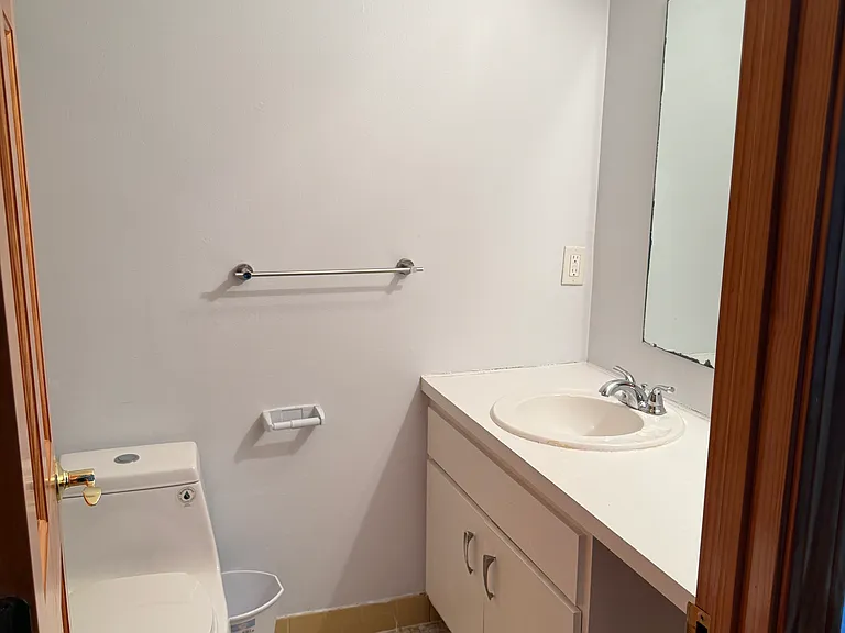 166 Quincy Shore Dr #107 — Photo 4