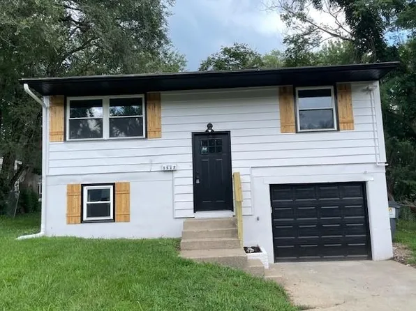 1517 N Geronimo Dr, Independence, MO 64058