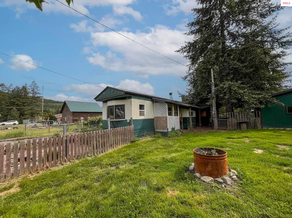 109 W 6th Ave, Clark Fork, ID 83811