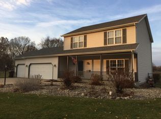 26852 Redfield St, Edwardsburg, MI 49112