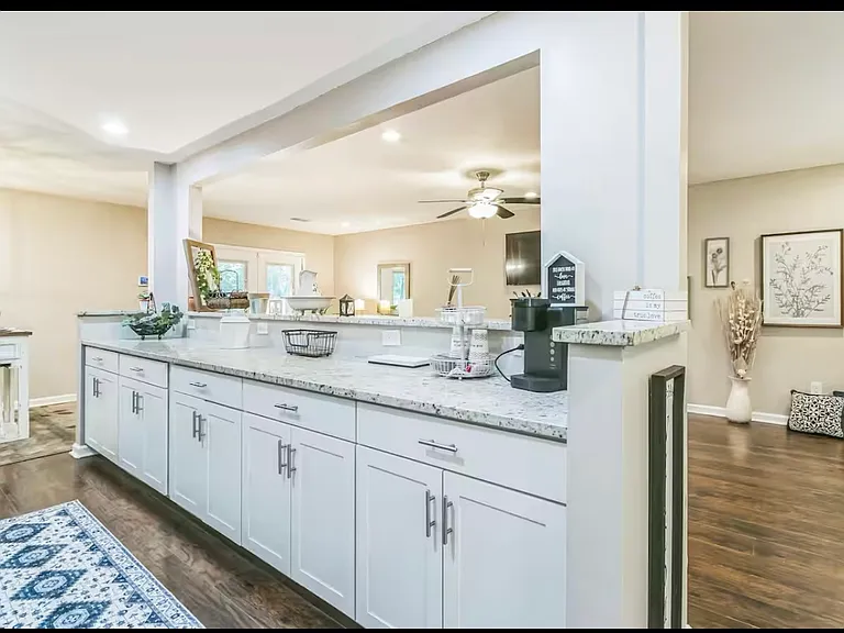 5121 Martins Crossing Rd — Photo 19