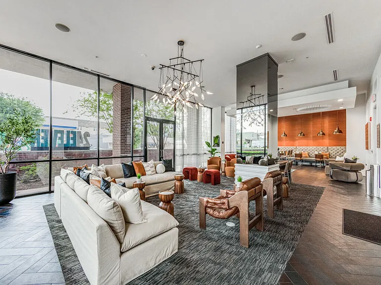 24Eleven Washington — Photo 15