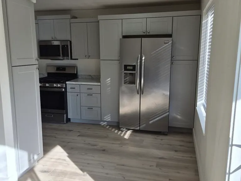 5553 S Willow Ln #A — Photo 4