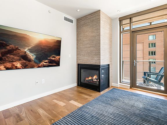 4th image of 99 W South Temple St S #802