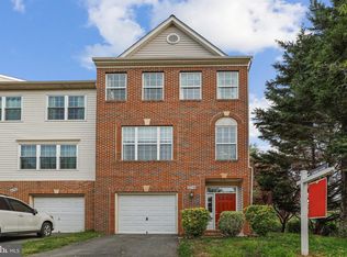 46794 Southern Oaks Ter, Sterling, VA 20164