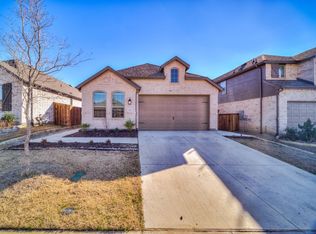 1836 Coronet Ave, Aubrey, TX 76227