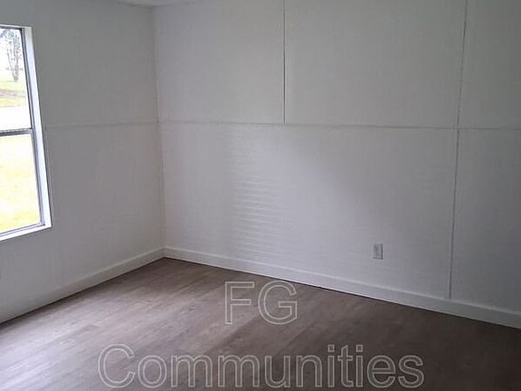 3rd image of 1754 Zion Rd #31