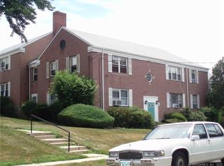 151 Seaton Rd APT 1, Stamford, CT 06902