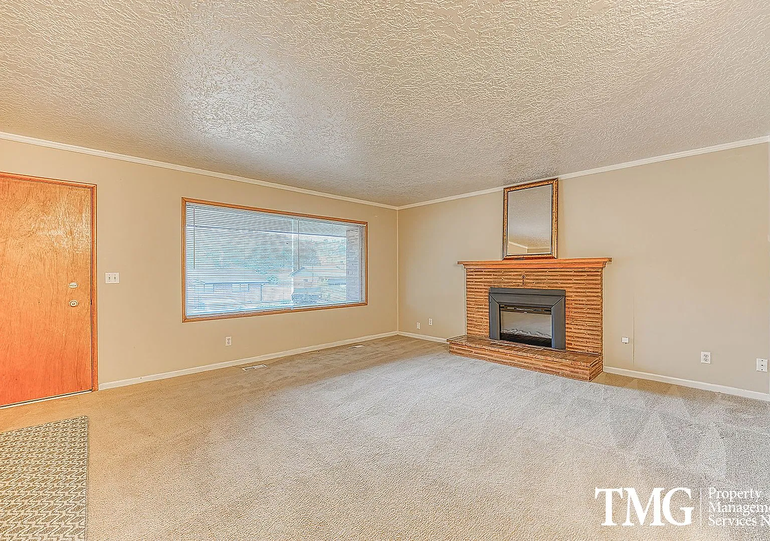 3 BD Camas Ranch-Style Home with Covered Patio & Spacious Backyard — Photo 3