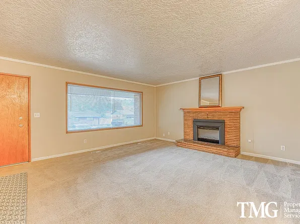 2832 E 1st Ave, Camas, WA 98607
