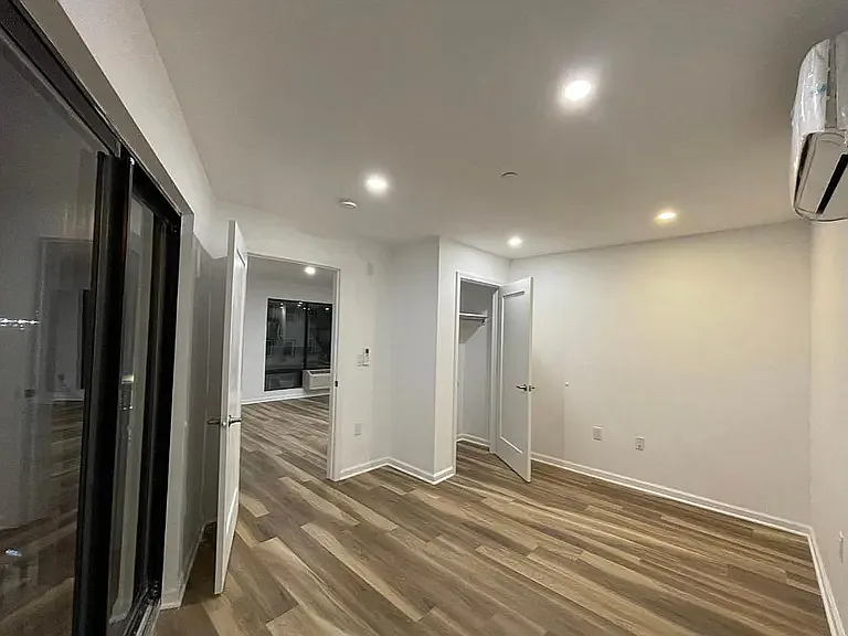 1 bed, 750 sqft, $2,100 — Photo 4