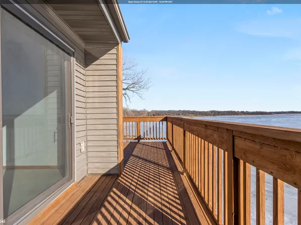 414 E Lake St APT 9, Ventura, IA 50482