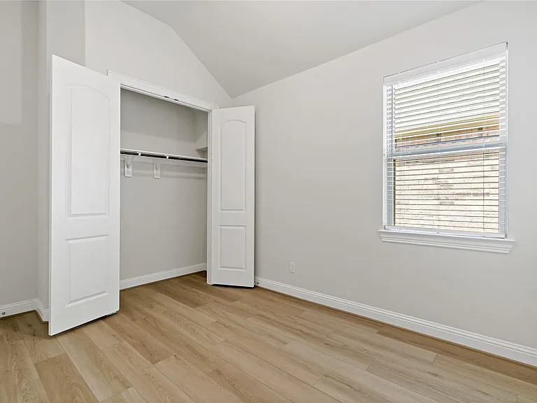 2131 Villa Flora Ln — Photo 19
