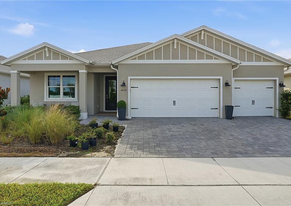 1st image of 44573 Frontier DR
