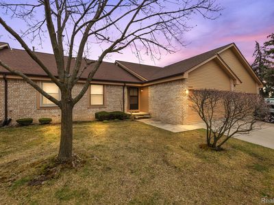 2357 Heritage Pointe Dr, Sterling Heights, MI, 48314