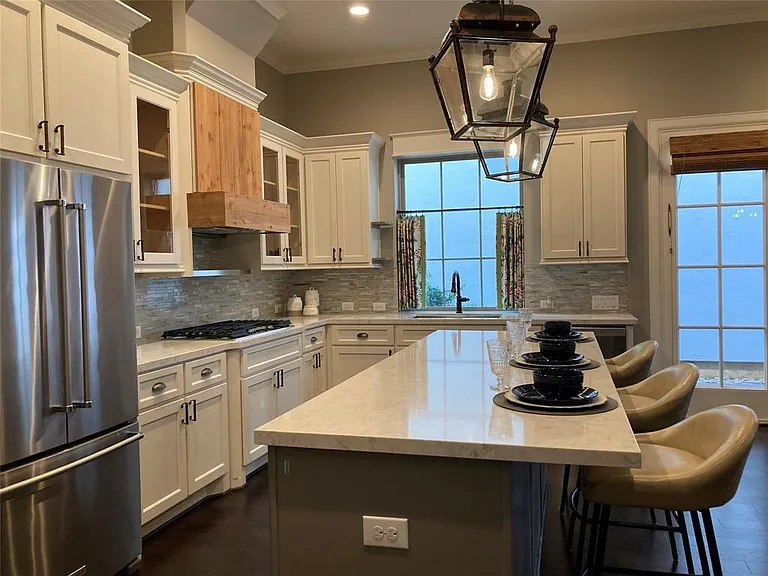 25110 Devlin Creek Dr — Photo 5