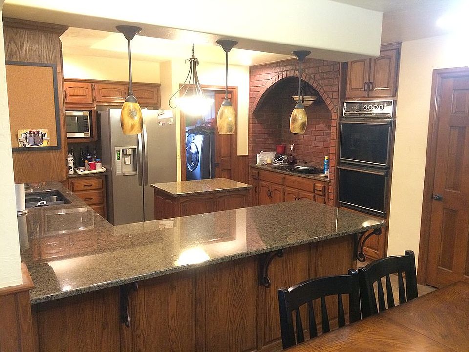 2nd image of 9905 Paisley Rd