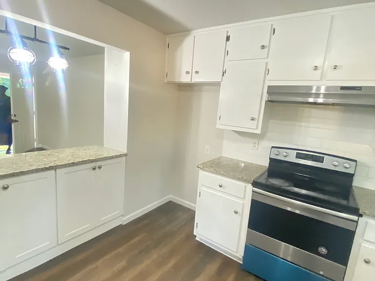 2221 Pine Rd — Photo 12