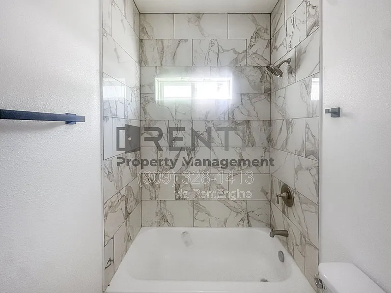 787 N Reservoir St — Photo 10