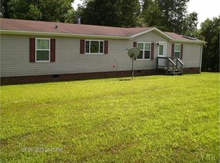 1580 Boxwood Rd, Gretna, VA 24557