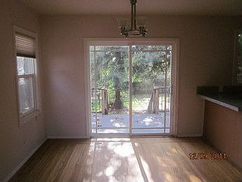 2nd image of 1409 Florida St