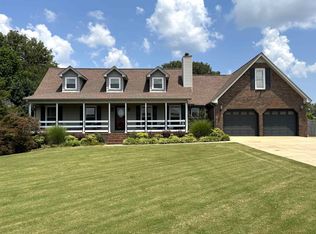 1907 Orman St, Muscle Shoals, AL 35661