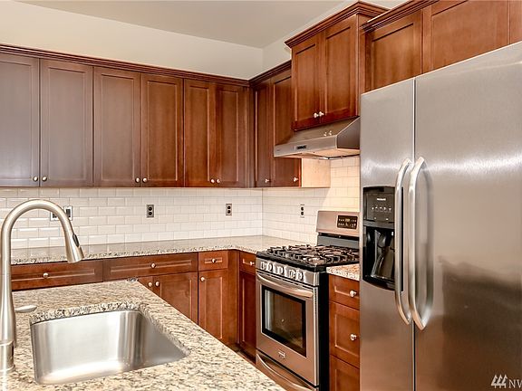 5th image of 5116 52nd St W