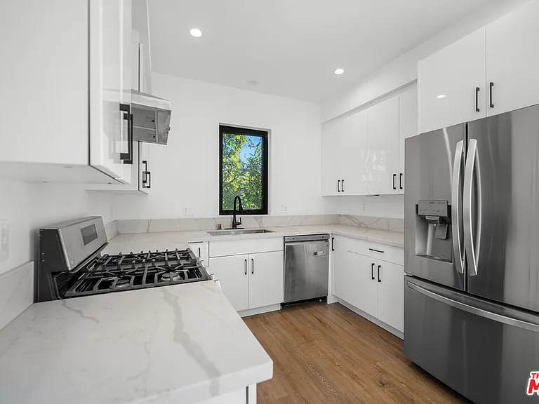 2646 Westwood Blvd — Photo 24