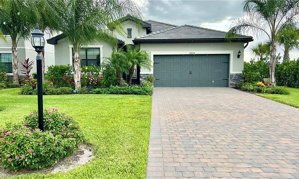19824 Beechcrest Pl