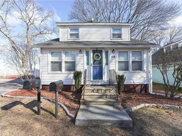113 Arnolds Neck Dr, Warwick, RI 02886