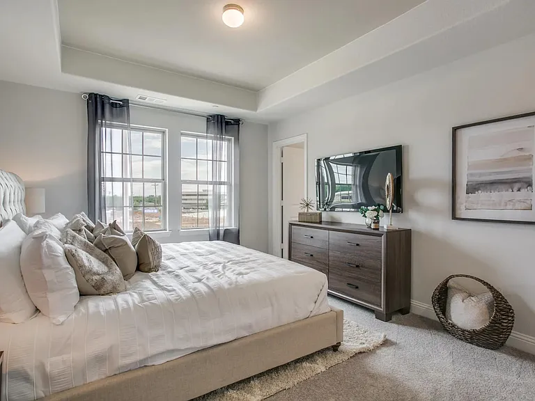 935 Ponds Edge Ln — Photo 25