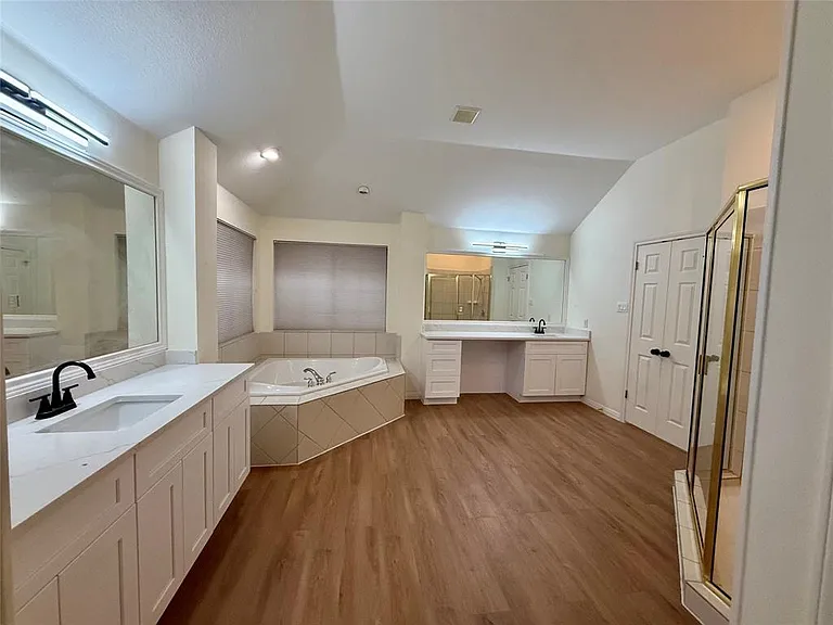 15220 Calaveras Dr — Photo 19