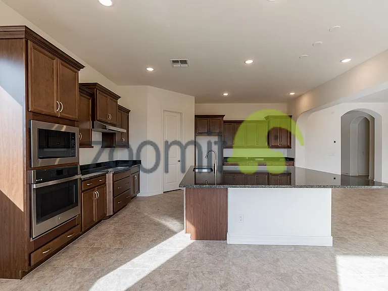 19407 W Seldon Ln — Photo 17