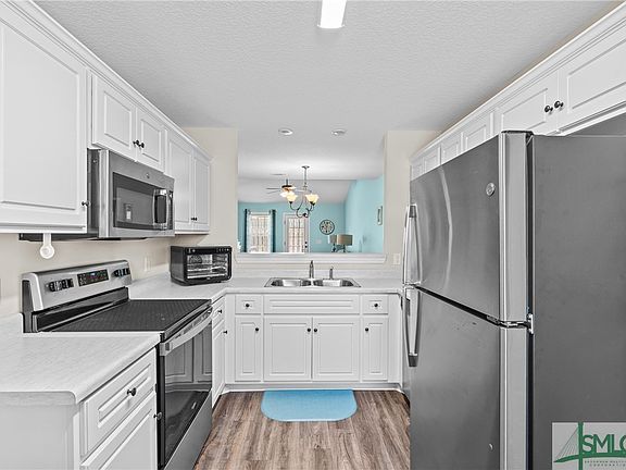 5th image of 425 Andover Drive