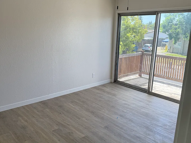 1103 Nadene Dr #1 — Photo 6