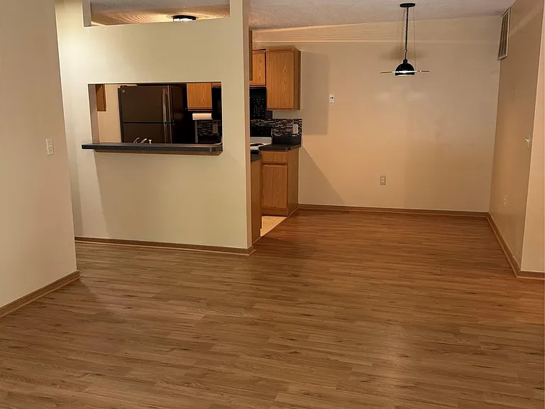 24060 Middlebelt Rd — Photo 3