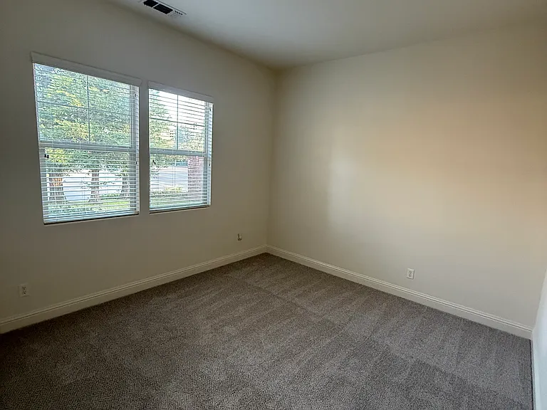 4711 Rustic Rd — Photo 11