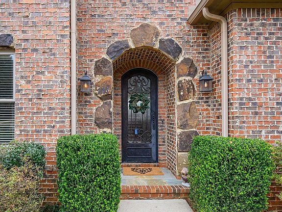 4th image of 1404 Scout Ridge Dr