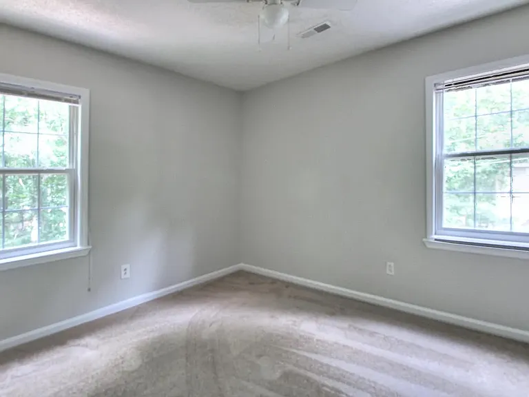 317 Gatewood Ln — Photo 14