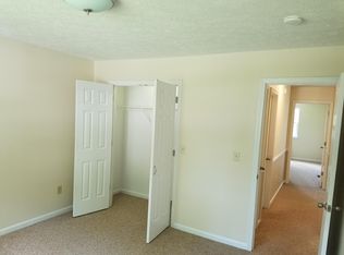 353 Magnolia Dr, Bristol, VA 24201