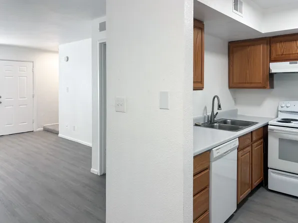 13020 N 21st Pl #U08, Phoenix, AZ 85022