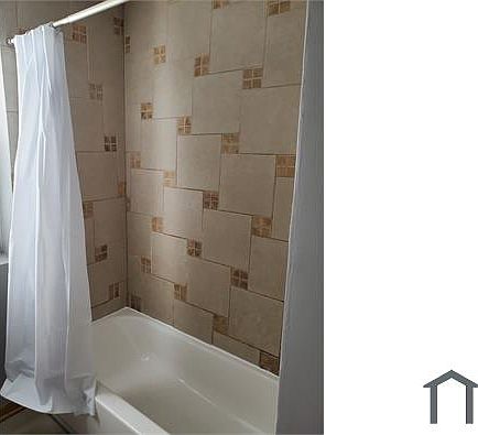 4th image of 8637 S Saginaw Ave #1