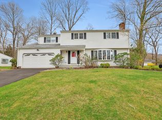 39 Daffodil Ln, Meriden, CT 06450