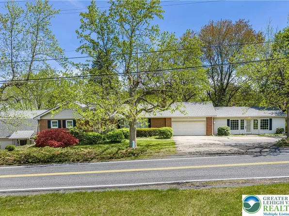 178 Grouse Dr, Bath, PA 18014