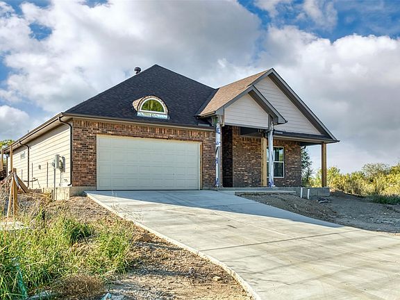 2nd image of 709 Blue Fathom Dr